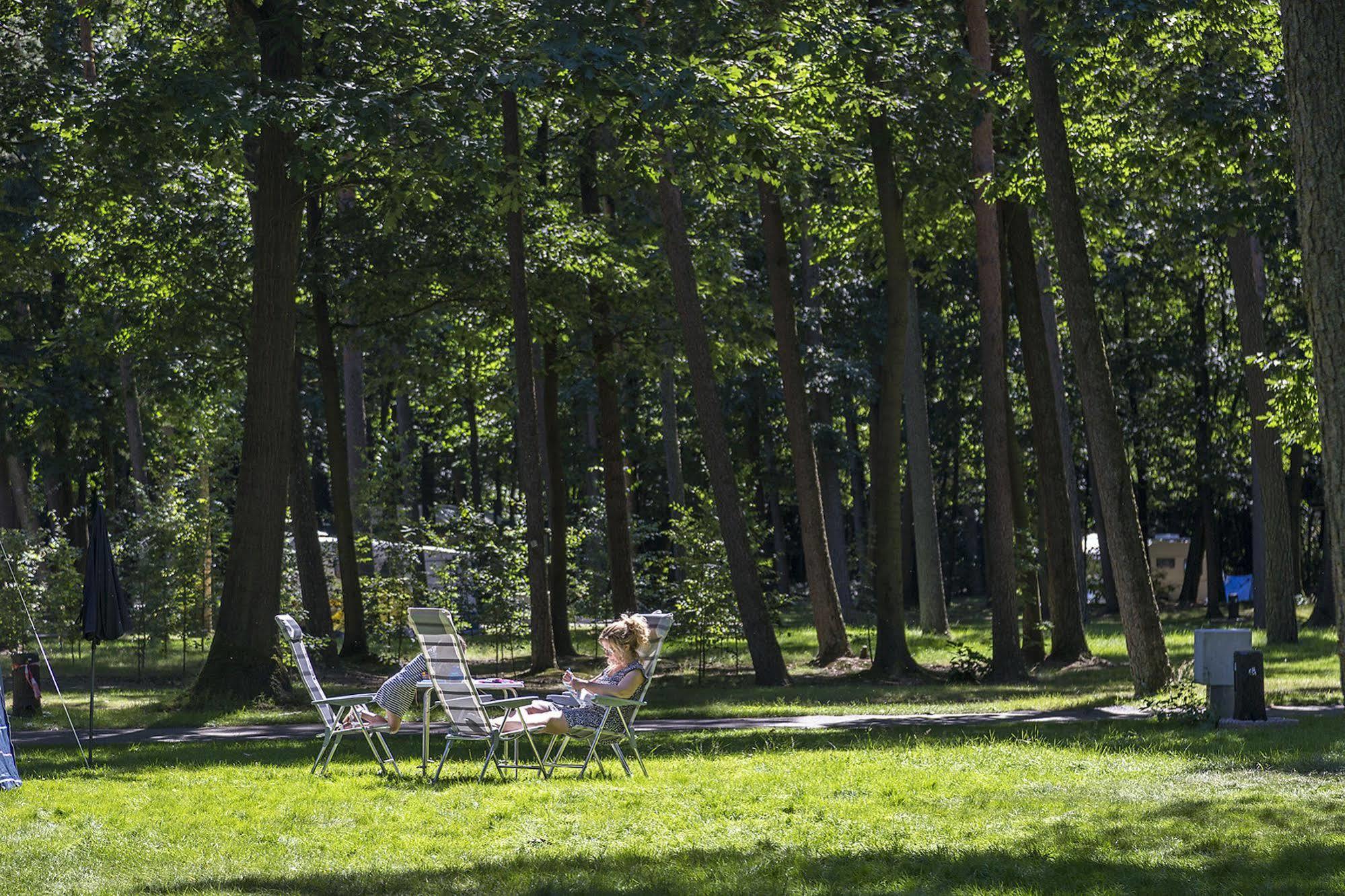 Oostappen Vakantiepark Arnhem Bv Dış mekan fotoğraf